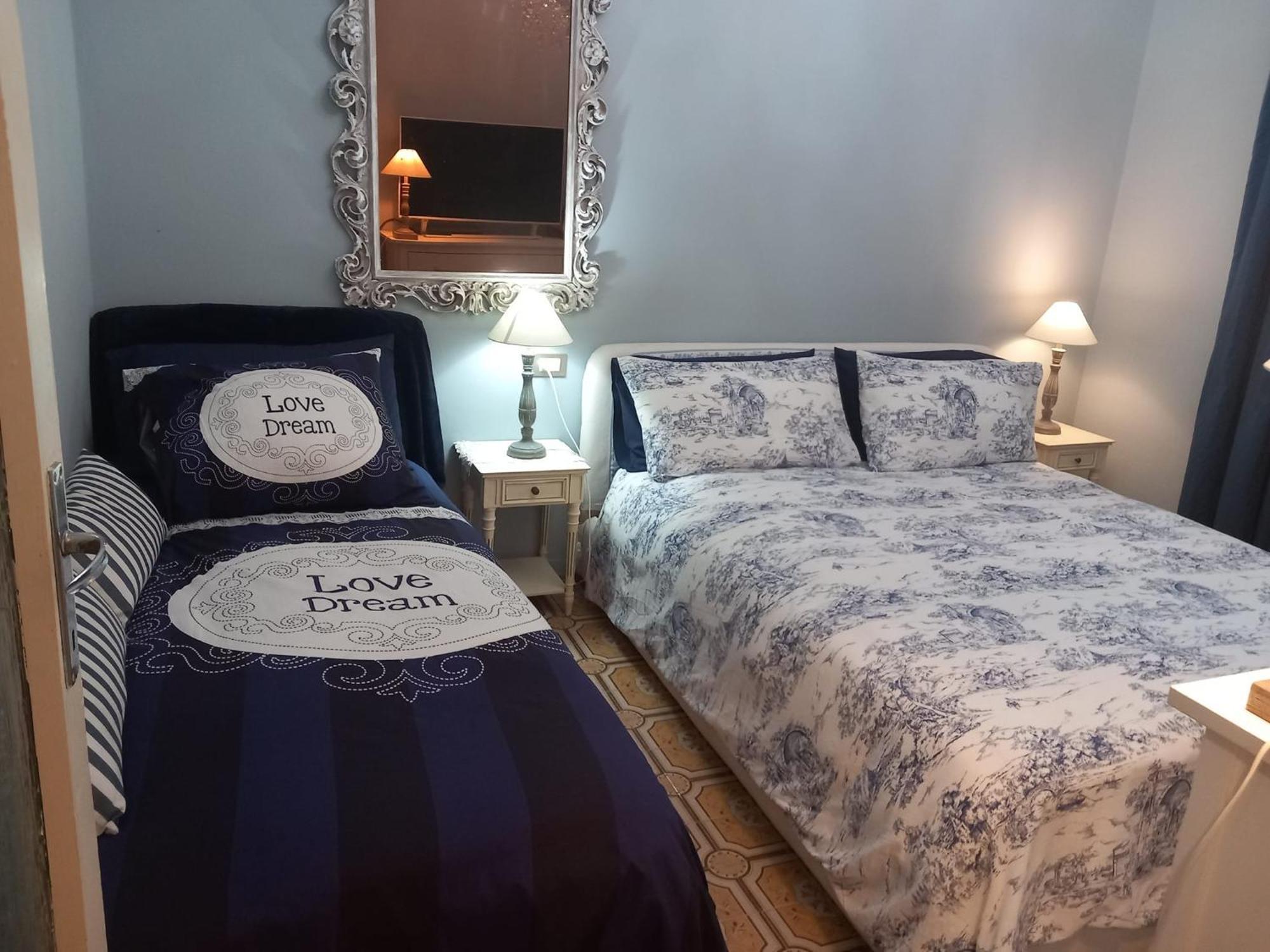 דירות קומו Italian Vintage House מראה חיצוני תמונה