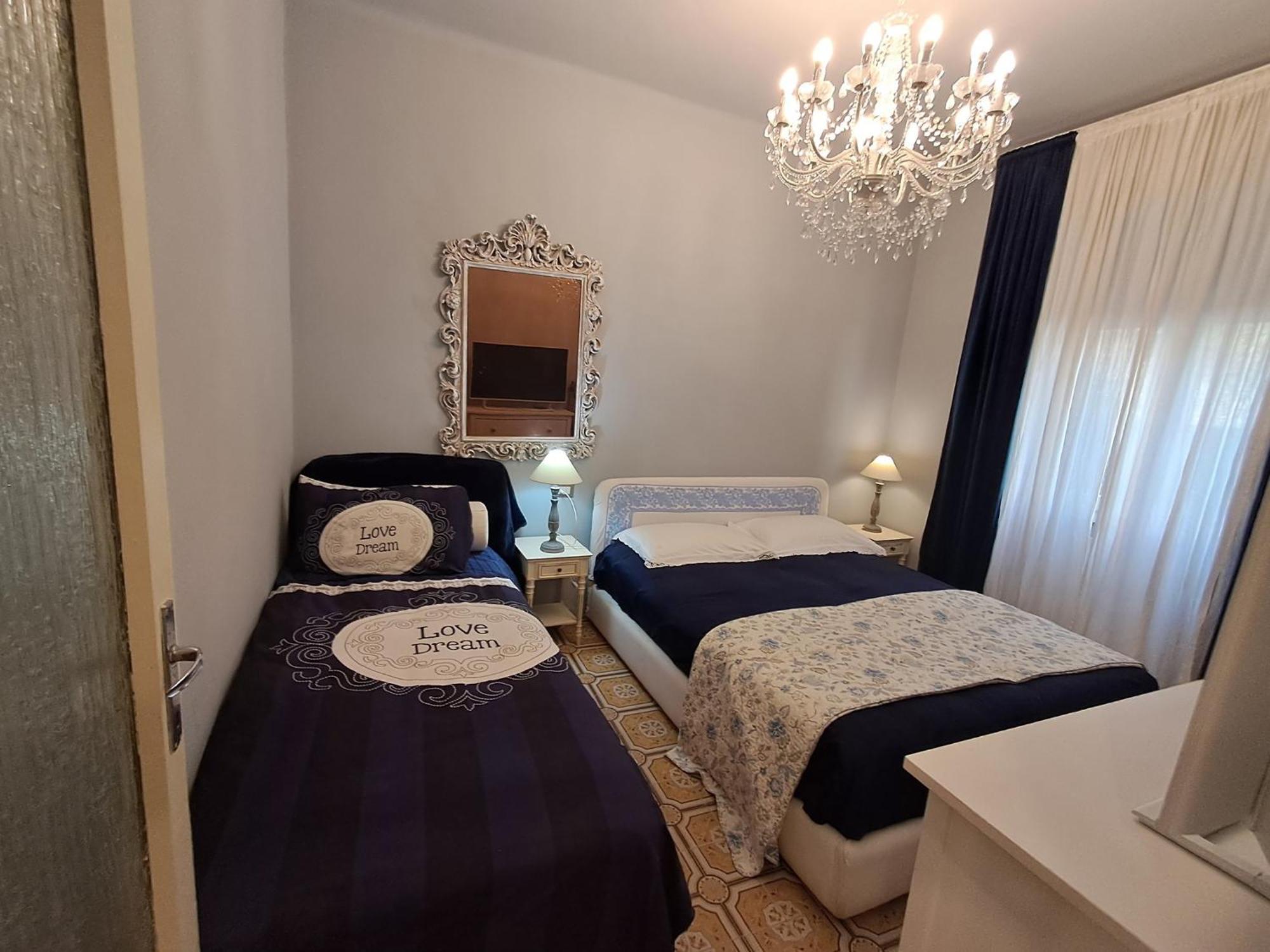דירות קומו Italian Vintage House מראה חיצוני תמונה